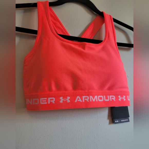 Under Armour- Crossback Sports Bra - Picture 2 of 7